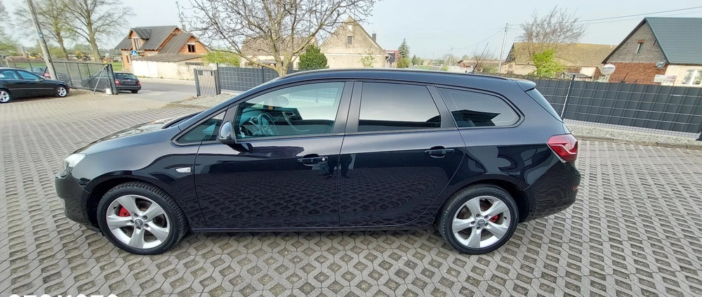 Opel Astra cena 17950 przebieg: 259000, rok produkcji 2011 z Zagórów małe 596